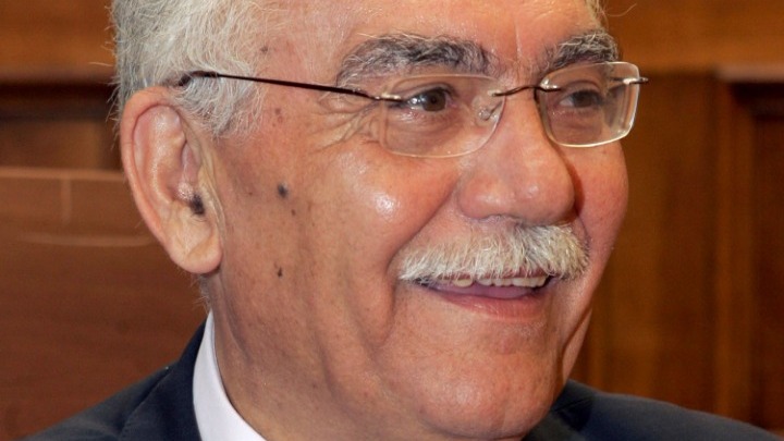 Με τιμές εν ενεργεία δημάρχου κηδεύεται αύριο ο Μανώλης Σκουλάκης