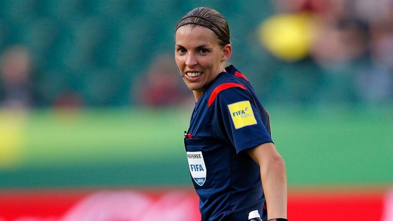 Για πρώτη φορά στην ιστορία γυναίκα διαιτητής σε ευρωπαϊκό τελικό