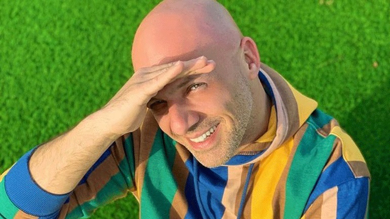 Ο Νίκος Μουτσινάς αποκάλυψε πως είναι σε σχέση