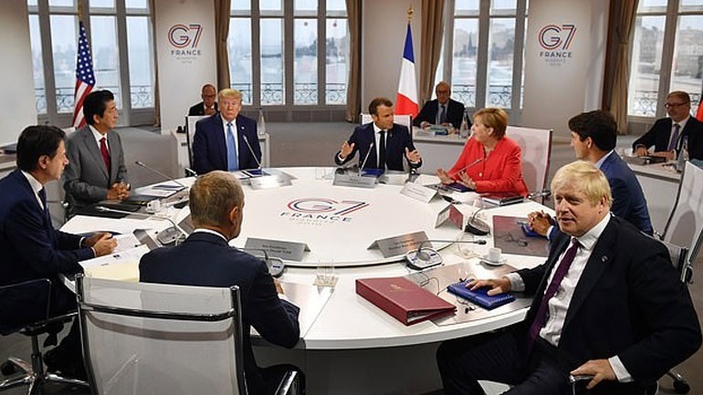 Σύνοδος G7: Ολοκληρώνεται με συνομιλίες για την κλιματική αλλαγή και την ψηφιακή οικονομία