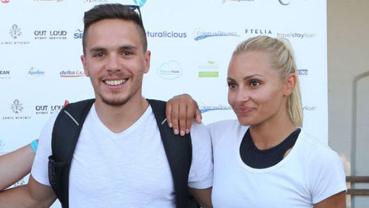 Λευτέρης Πετρούνιας: Φωτογραφιζει τη Βασιλική Μιλλούση στον 6ο μήνα της εγκυμοσύνης της