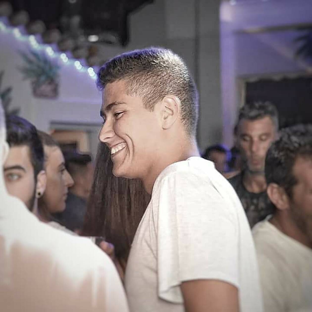 Θλίψη κι ένα αναπάντητο γιατί, για τον 19χρονο φοιτητή του Πανεπιστημίου Πατρών που πέθανε ενώ έπαιζε μπάσκετ