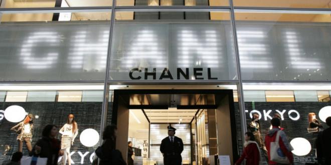 Η Chanel συμμετέχει στη «Συνθήκη για τη μόδα»