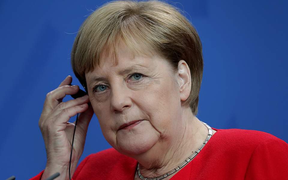 Μέρκελ: Είμαστε έτοιμοι και για ένα άτακτο Brexit