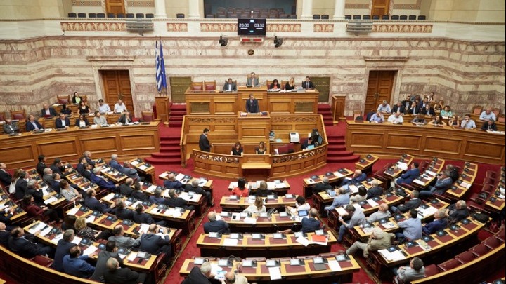 Στην κρίση της Ολομέλειας το νομοσχέδιο για το επιτελικό κράτος