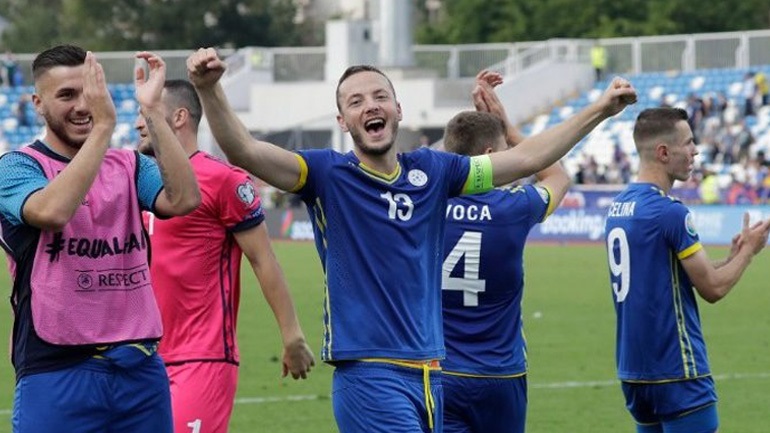 EURO 2020: Το Κόσοβο «σόκαρε» την Τσεχία, τη νίκησε 2-1 με ανατροπή!
