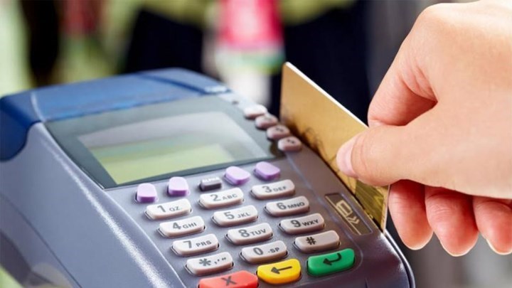 Περισσότερες ηλεκτρονικές αποδείξεις για το αφορολόγητο - Πώς θα διαμορφωθούν οι κλίμακες