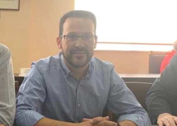 Επίθεση Στανίτσα σε Πελετίδη για την κατάργηση της προσευχής!