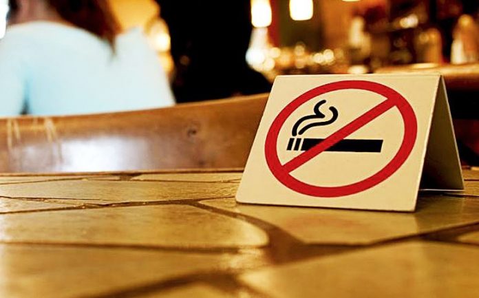 Πάτρα: Κάθε καπνιστής στον ...πάγκο του! Ξεκινούν οι έλεγχοι χωρίς εξαιρέσεις!