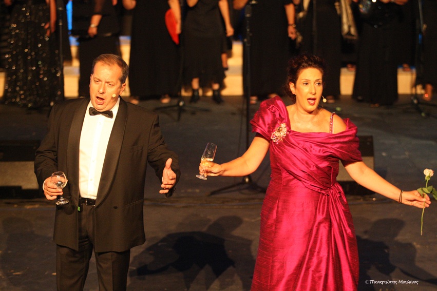 "Καθήλωσε" το αφιέρωμα στον Πατρινό τενόρο Γιάννη Χριστόπουλο - ΦΩΤΟ