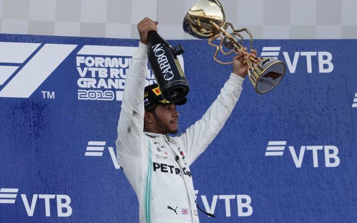 Τυχερός νικητής ο Χάμιλτον στη Ρωσία