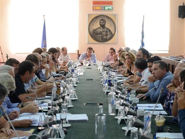 Πάτρα: Συνεδριάζει σήμερα το Δημοτικό Συμβούλιο για Νότια Χάραξη και τρένο