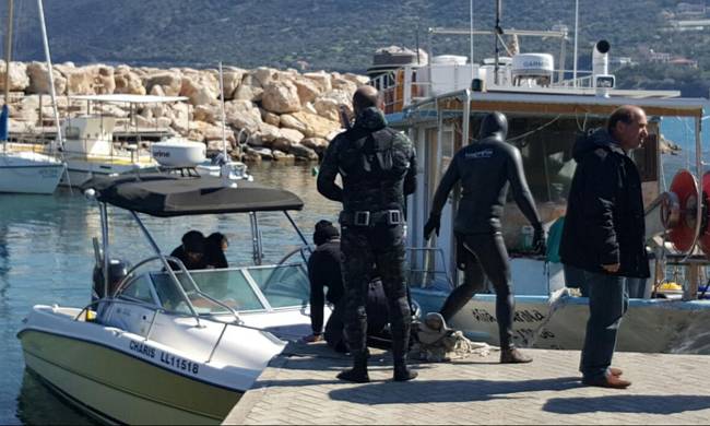 Λιμενικοί "τσάκωσαν" διακινητές- Έκαναν με το σκάφος τους ...δρομολόγια στην Ιταλία