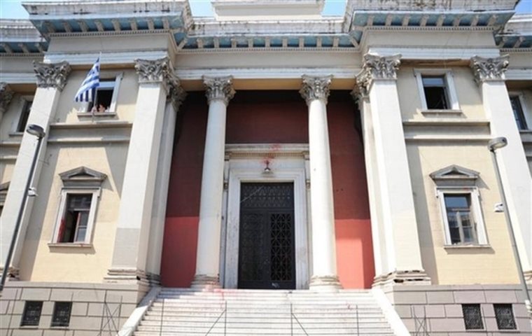 Aίγιο: Έξι χρόνια στον ανήλικο δολοφόνο με την βαριοπούλα!