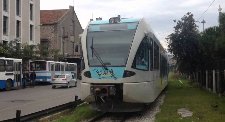 Πάτρα: Χωρίς προαστιακό και σήμερα Πέμπτη!