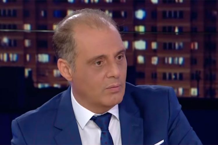 Ερώτηση του Βελόπουλου στην Κεραμέως για την προσευχή στην Πάτρα!