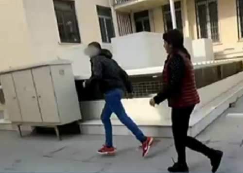 Νέο επεισόδιο βίας σε σχολείο μετά την Αμαλιάδα - Μαθητής «χαράκωσε» με κλειδί συμμαθητή του - Ελεύθερος χωρίς περιοριστικούς όρους ο 16χρονος που μαχαίρωσε τον 15χρονο ΒΙΝΤΕΟ