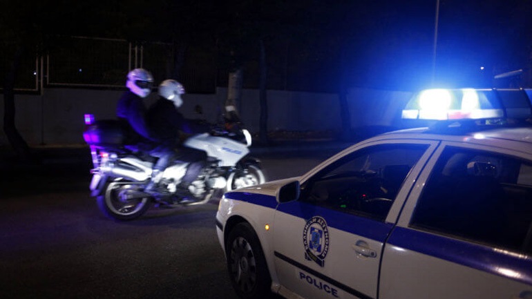 Απειλούσε να αυτοπυρποληθεί στο κέντρο της Πάτρας!