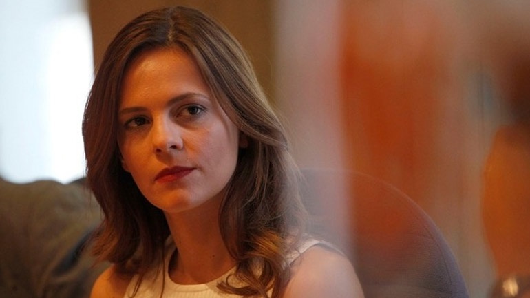 Αχτσιόγλου: Να ακυρωθούν άμεσα οι απολύσεις των «ενοικιαζόμενων» εργαζομένων στην Εθνική Τράπεζα