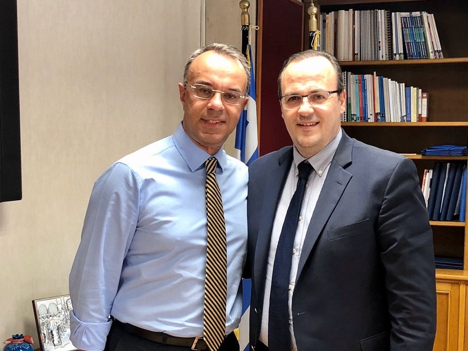 Επιχειρηματικά δάνεια και φορολογία στη συνάντηση Μαρλαφέκα - Σταϊκούρα