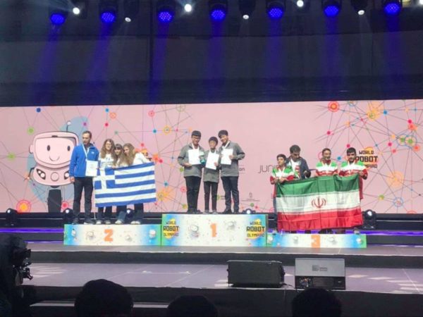 Πατρινές μαθήτριες δεύτερες στον κόσμο στην Ολυμπιάδα ρομποτικής - ΦΩΤΟ