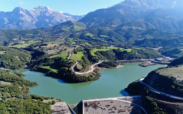 Αχαΐα: Η άγνωστη λίμνη του Ερύμανθου που μοιάζει με Ελβετικό τοπίο - ΒΙΝΤΕΟ