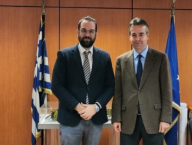 Πρόγραμμα Δημοσίων Επενδύσεων: Παρών ο Φαρμάκης σε σύσκεψη της ΕΝΠΕ με κυβερνητικά στελέχη