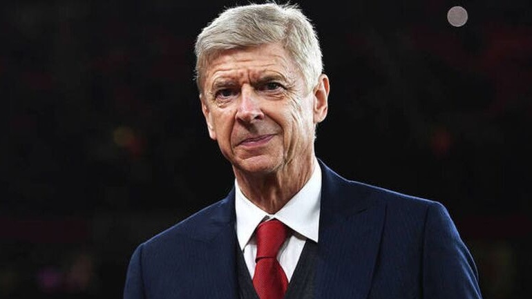 Ο Βενγκέρ για το VAR: «Οι διαιτητές πρέπει να χρησιμοποιούν περισσότερο την οθόνη»