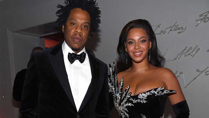 Jay-Z: Άρπαξε το κινητό θαμώνα που βιντεοσκοπούσε τη Beyoncé να χορεύει!