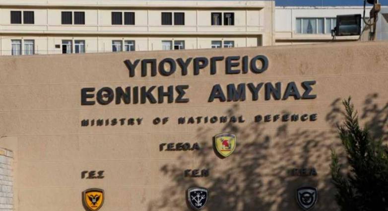 Τουρκική σημαία στον Έβρο: Τι λένε κύκλοι του υπουργείου Εθνικής Άμυνας