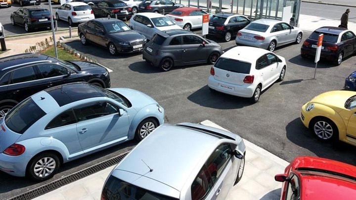 Εταιρικά αυτοκίνητα: Τι αλλάζει στη φορολογική επιβάρυνση των χρηστών τους