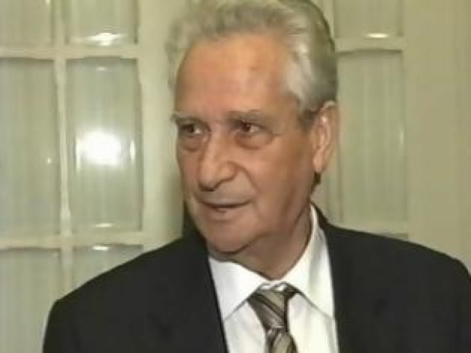 Ο Ανδρέας Καράβολας για Μικρούτσικο: Η απώλειά του αφήνει την Τέχνη φτωχότερη