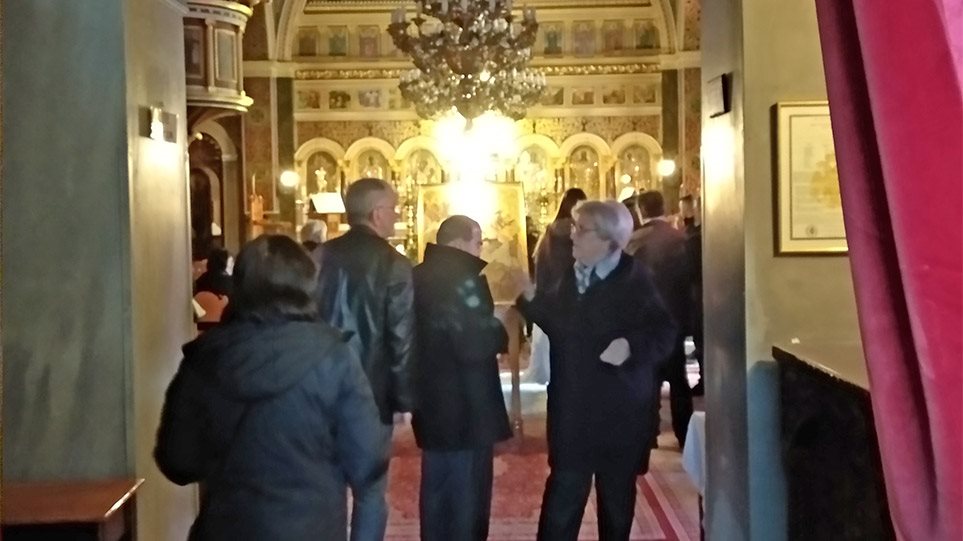 Πάτρα: Θρήνος στην κηδεία της 33χρονης Αδαμαντίας Αντύπα - Την σκότωσε με καραμπίνα ο σύζυγός της