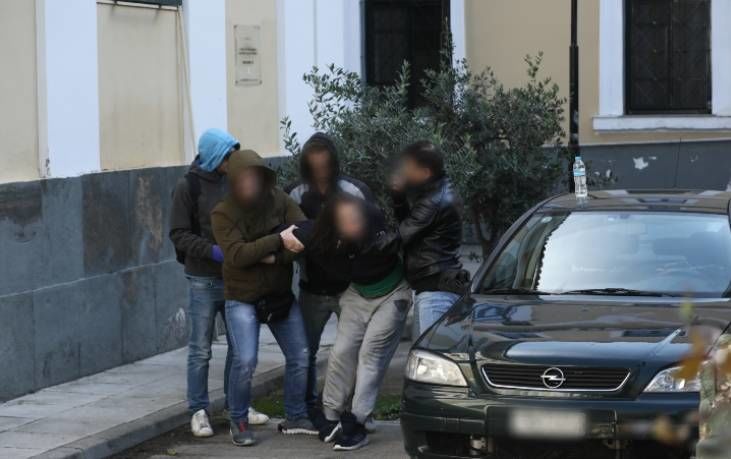 Προφυλακίστηκε ο 21χρονος για τη δολοφονία του νονού του