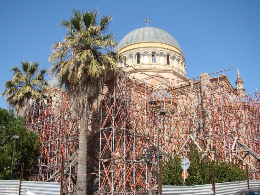 Αίγιο: Αναλαμβάνει εξ' ολοκλήρου την αποκατάσταση του Ι.Ν Εισοδίων ο εφοπλιστής Μαρτίνος