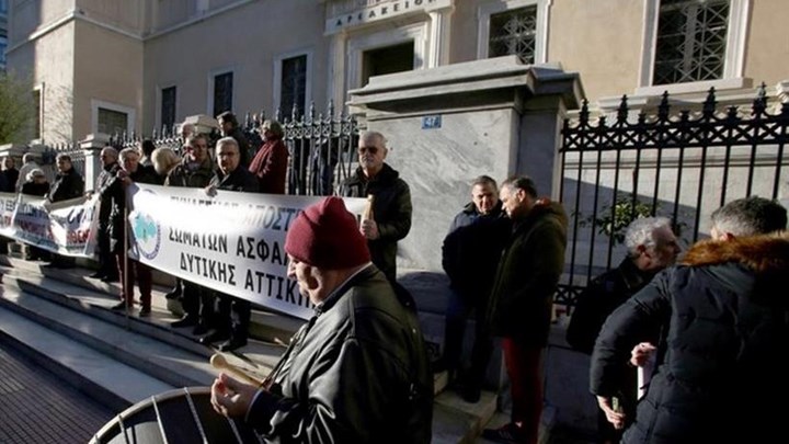 Αναδρομικά: Όλα όσα έγιναν στην κρίσιμη δίκη στο ΣτΕ - Τα επιχειρήματα των συνταξιούχων