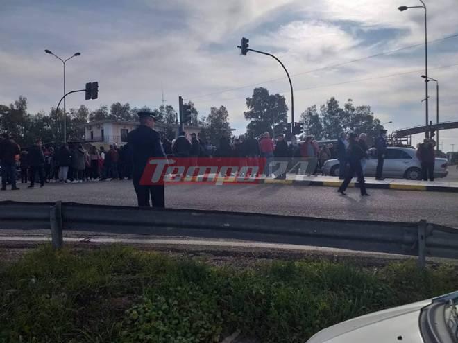 Έκλεισαν την Πατρών - Πύργου μετά το θανατηφόρο τροχαίο με τους δύο καθηγητές - ΦΩΤΟ