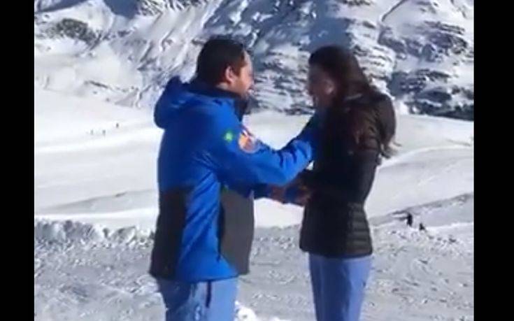 Σάλος με το βίντεο του Σαλβίνι - Παρωδεί το επεισόδιο του Πάπα με μία πιστή