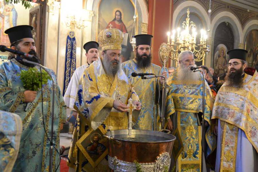 Πάτρα: Με λαμπρότητα ο εορτασμός των Θεοφανείων - ΦΩΤΟ - ΒΙΝΤΕΟ