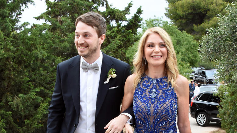 Η Ελλη Στάη θα γίνει γιαγιά