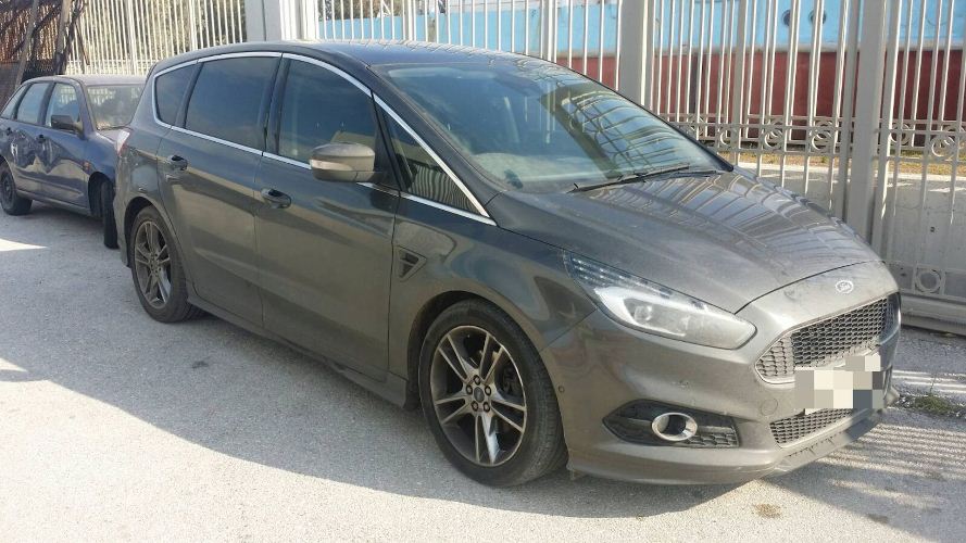 Λιμάνι Πάτρας: Επιχείρησαν να ταξιδέψουν με κλεμμένα οχήματα! ΦΩΤΟ