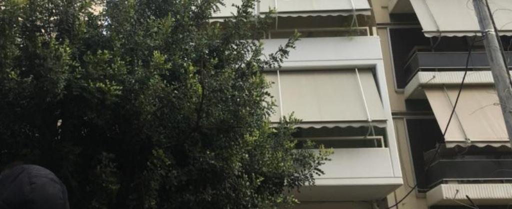 ΤΡΑΓΩΔΙΑ στην Πεύκη - Πέταξε το παιδί της στον ακάλυπτο και αυτοκτόνησε! Η στιγμή που το έμαθε ο πατέρας του παιδιού - ΒΙΝΤΕΟ με μαρτυρίες - ΦΩΤΟ