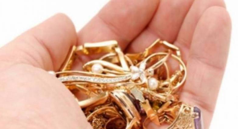 Διέρρηξαν σπίτι και άρπαξαν κοσμήματα μεγάλης αξίας