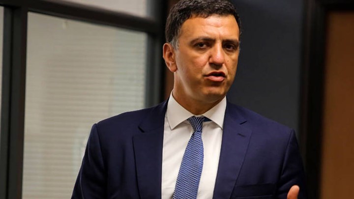 Εκτάκτως στις Βρυξέλλες αύριο ο Κικίλιας για τον Κορονοϊό