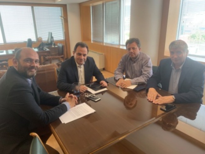 Αχαΐα: Συνάντηση Φωτήλα με τον Υφυπουργό Ψηφιακής Διακυβέρνησης για τα ΕΛΤΑ