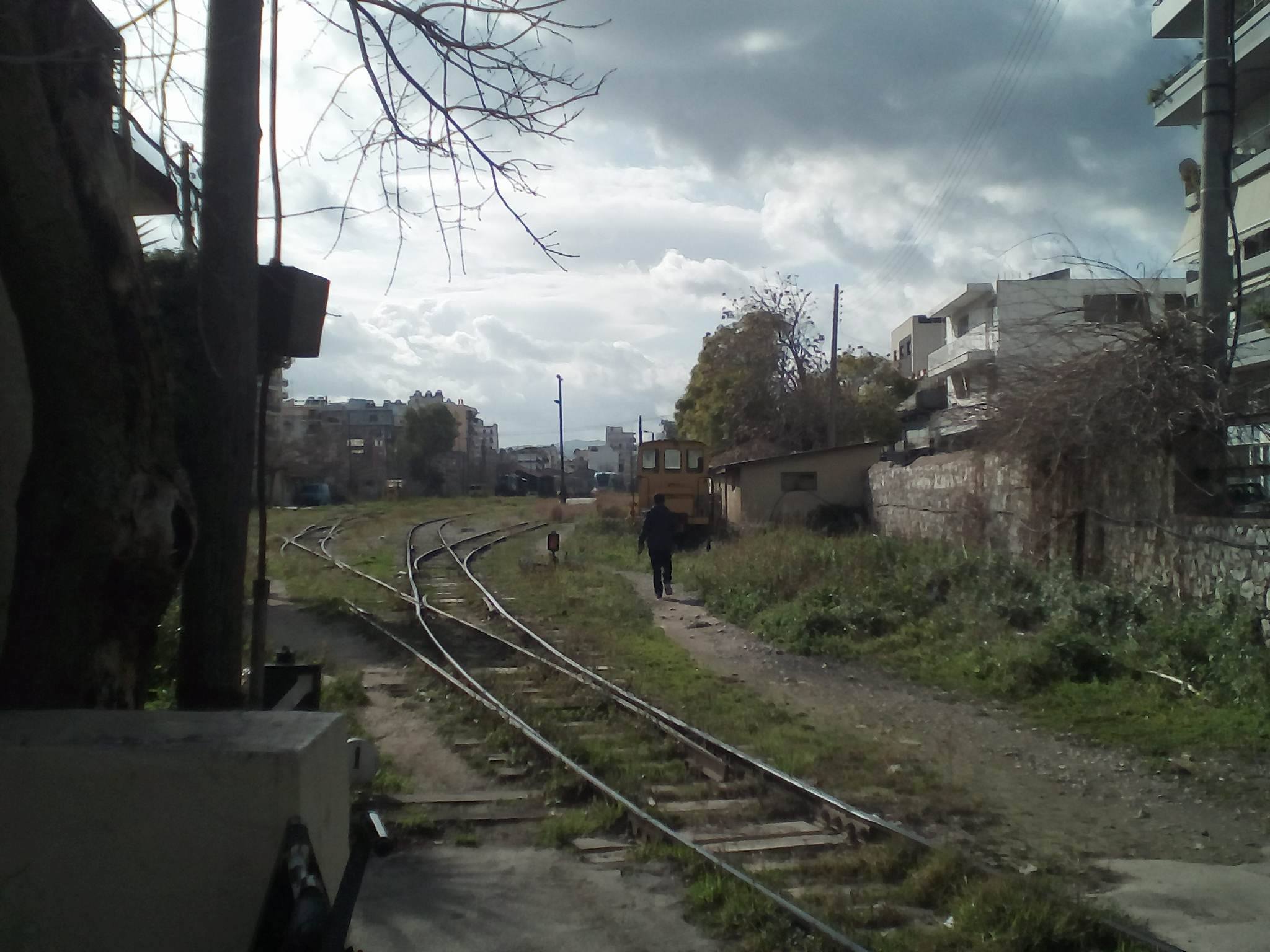 Αχαΐα: Δεν αφήνουν τίποτα! "Ξηλώνουν" ράγες, κλέβουν κινητά, υπολογιστές ακόμη και... κιθάρες!