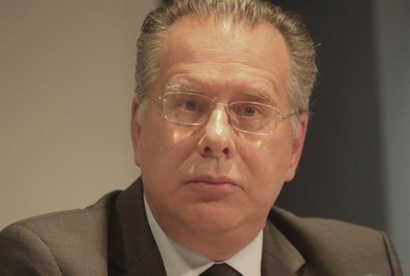 Κουμουτσάκος για μεταναστευτικό: Οι βραχονησίδες δεν είναι στα πλάνα της κυβέρνησης