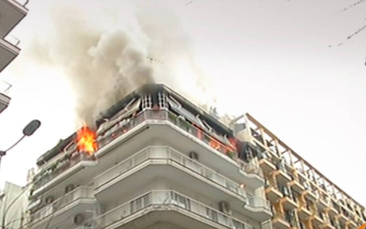 Θεσσαλονίκη: Νεκρό ηλικιωμένο ζευγάρι από φωτιά σε διαμέρισμα - ΒΙΝΤΕΟ