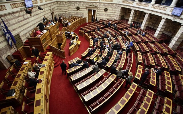 Κατερίνα Σακελλαροπούλου: Ορκίζεται η πρώτη γυναίκα Πρόεδρος της Δημοκρατίας σε άδεια έδρανα λόγω κορονοϊού - ΖΩΝΤΑΝΗ ΜΕΤΑΔΟΣΗ