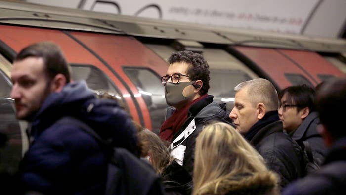 Κορονοϊός : Στους 273 οι ασθενείς στη Μ. Βρετανία – 60 νέα κρούσματα μέσα σε ένα βράδυ